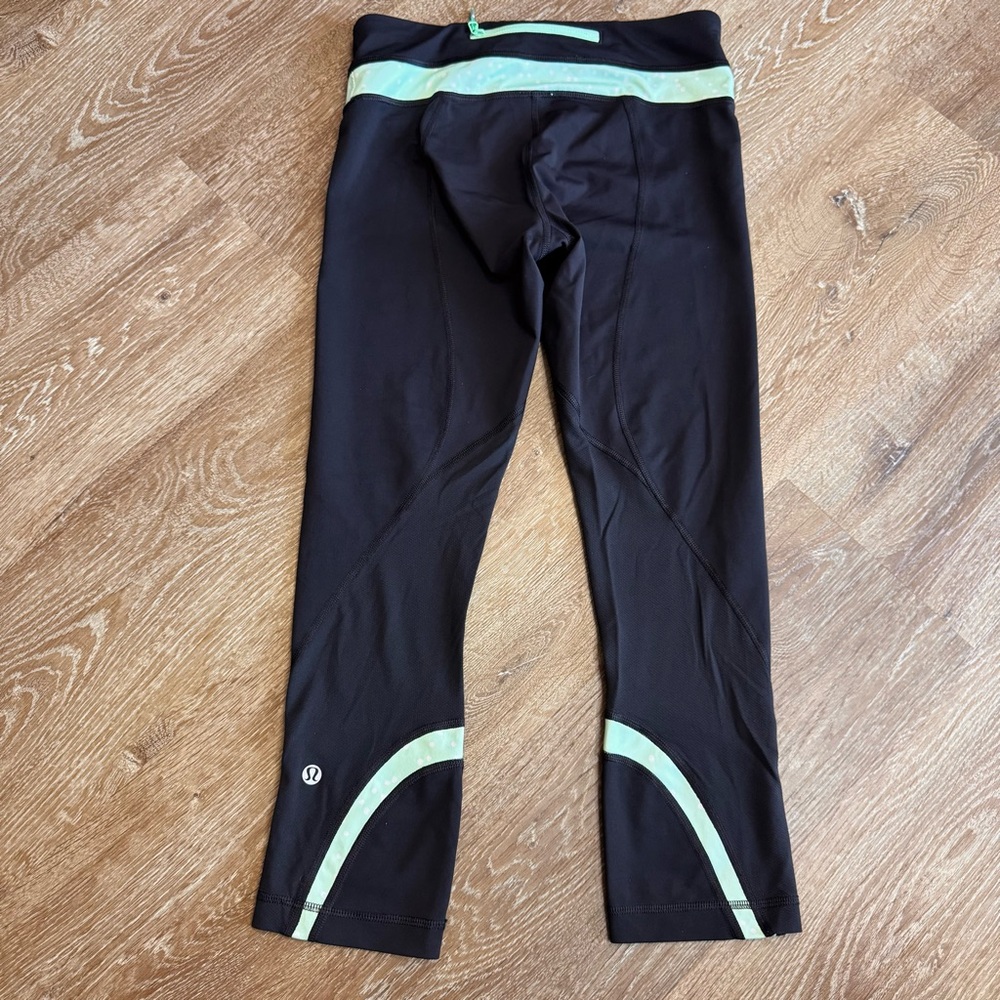 Lululemon Run: Inspire Crop II - Picture 7 of 10